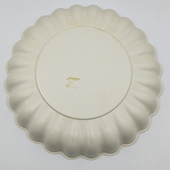 Vintage Christmas Santa Tray 9.5" Cookie Candy Serving Scallop Holiday MCM Decor - Picture 11 of 16